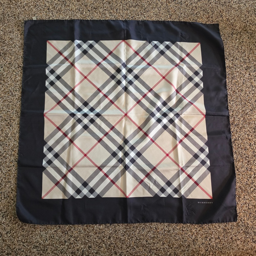 Burberry Silk Square Scarf Nova Check Black Border Made in Italy 34x33
